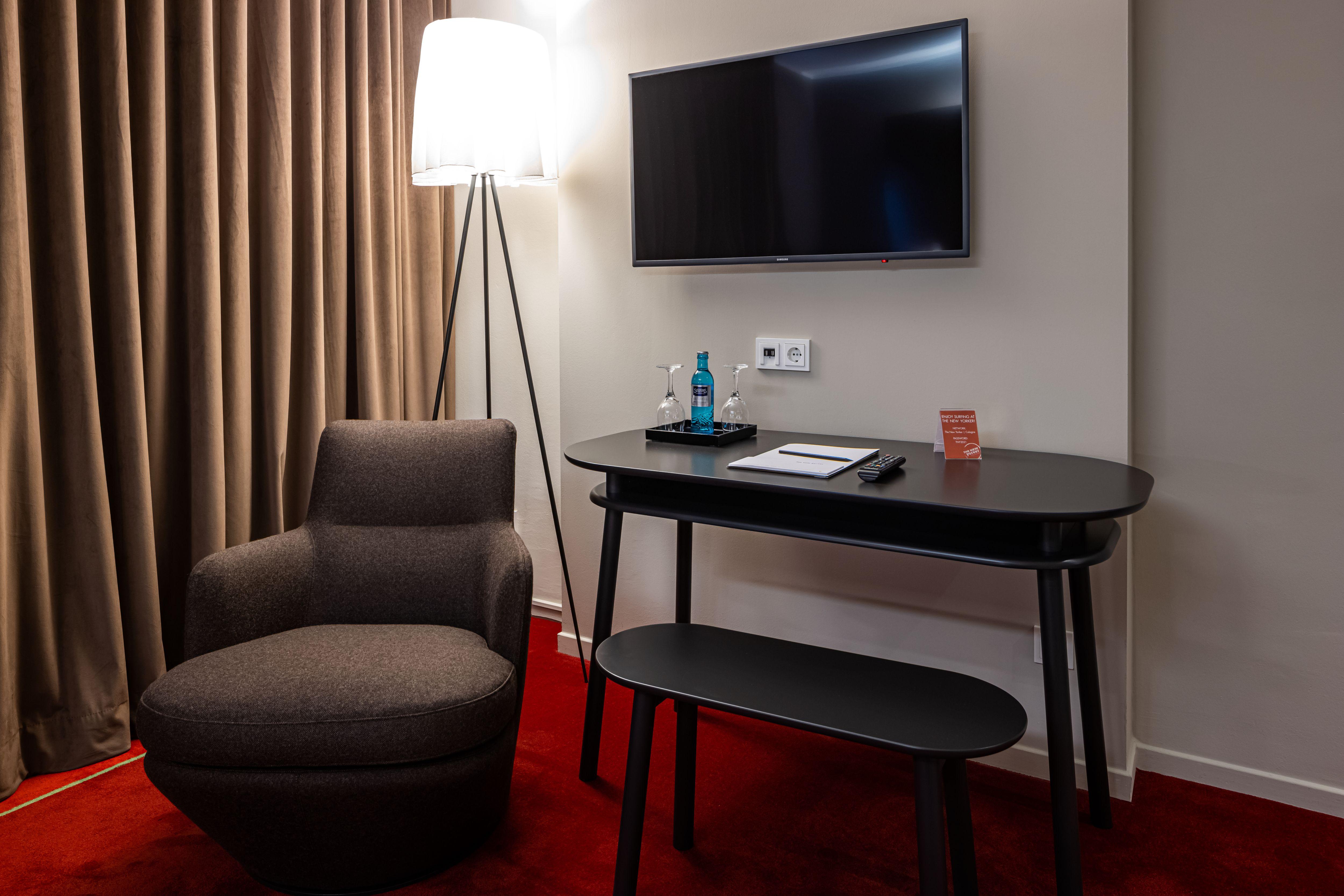 The New Yorker Hotel Koeln-Messe Εξωτερικό φωτογραφία